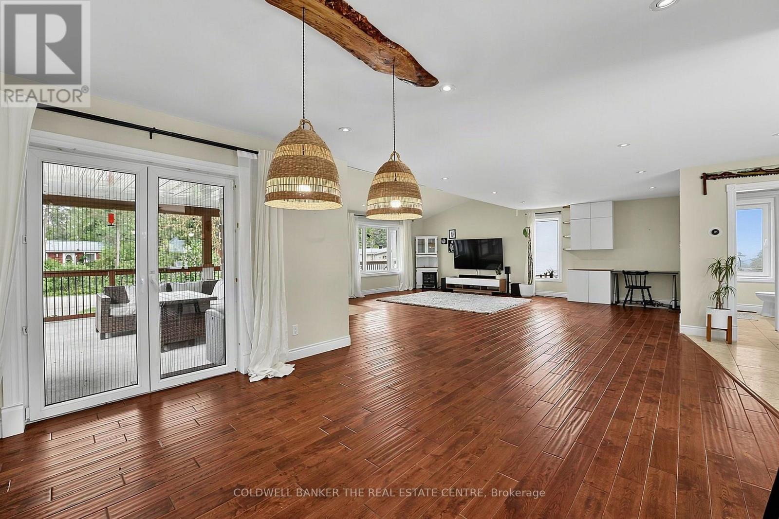 247 Poplar Avenue, Tay, ON