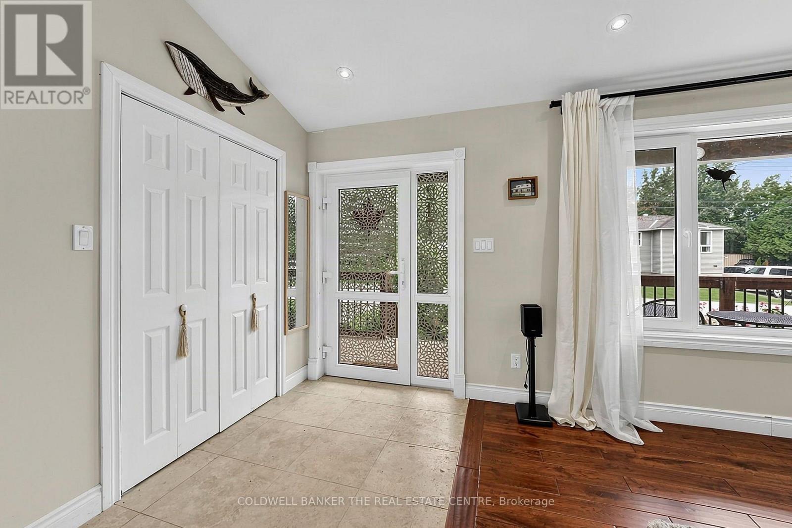 247 Poplar Avenue, Tay, ON
