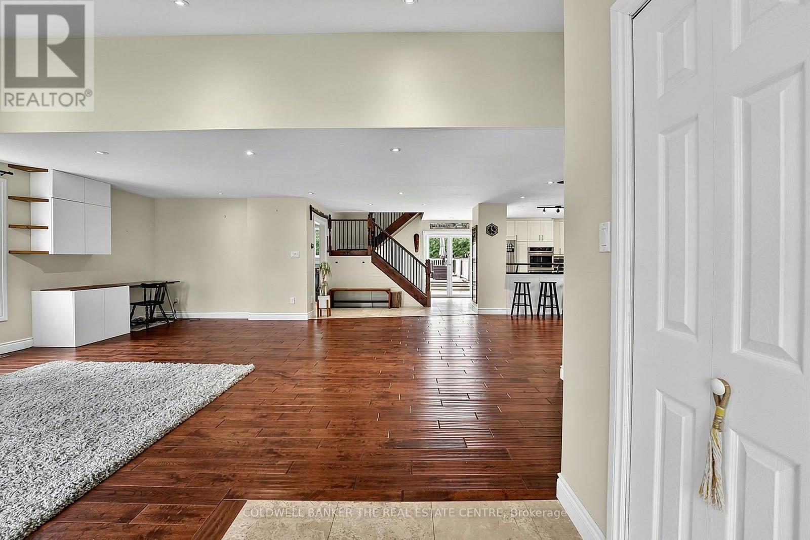 247 Poplar Avenue, Tay, ON