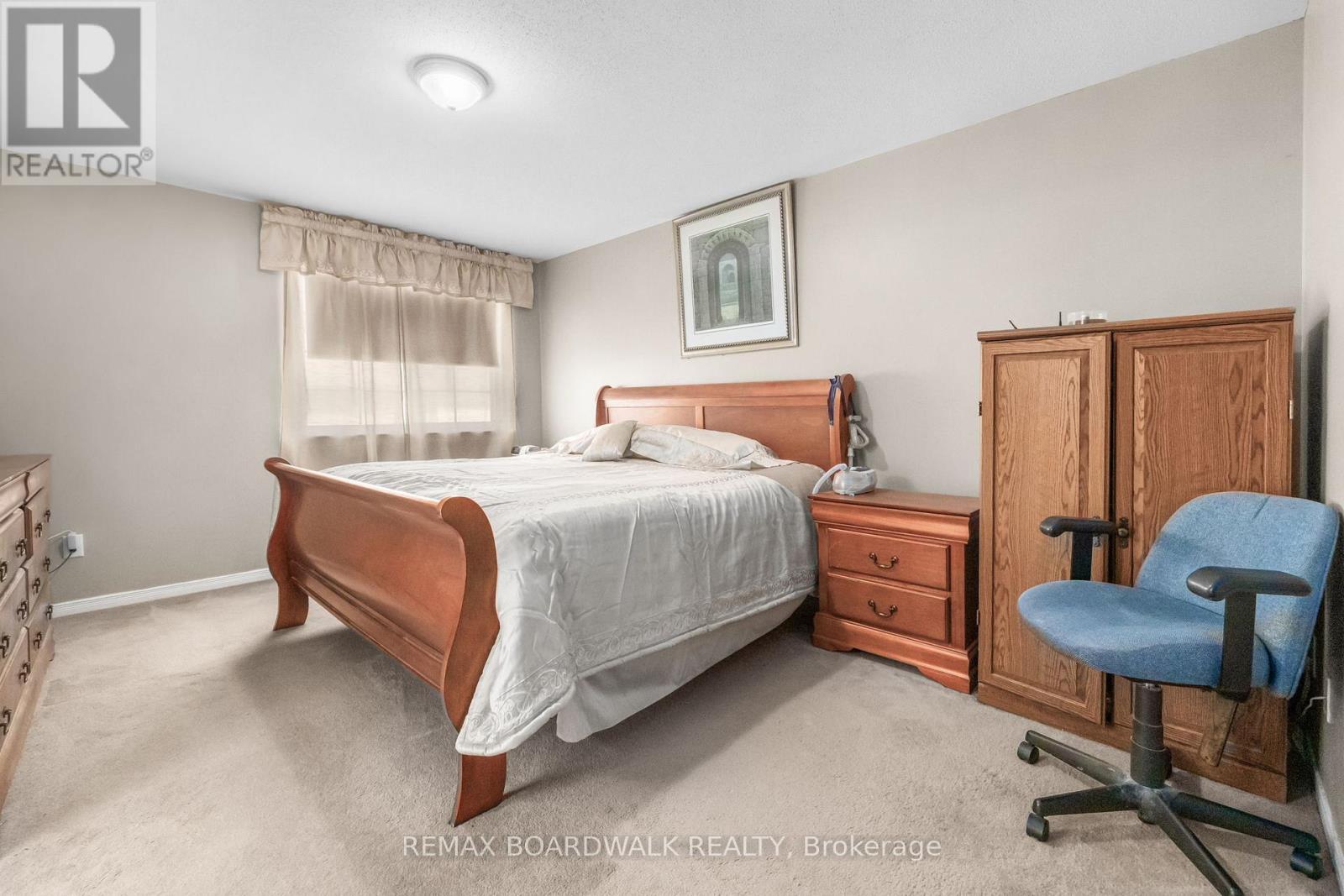 21 Kirkstone Private, Ottawa, ON