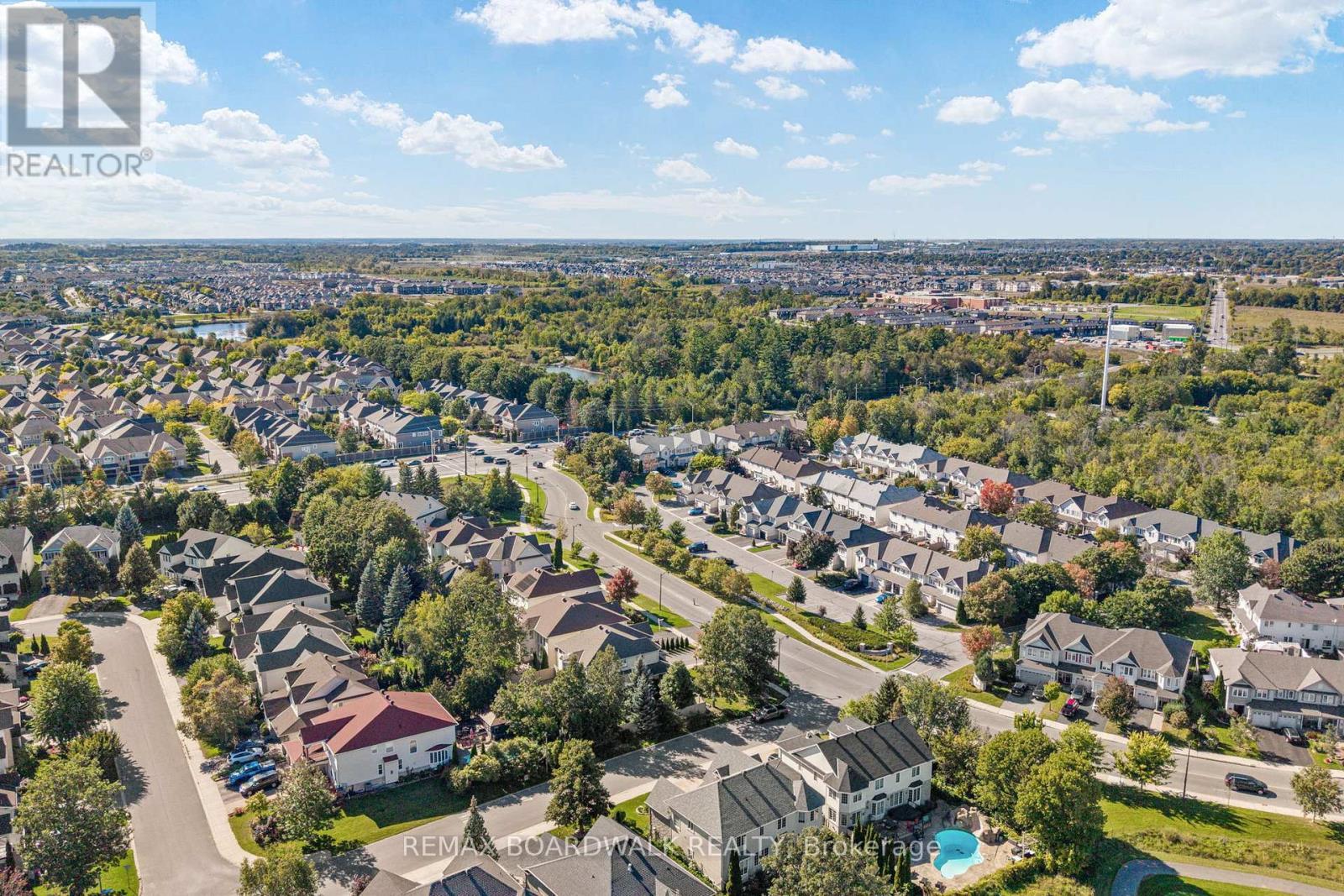 21 Kirkstone Private, Ottawa, ON