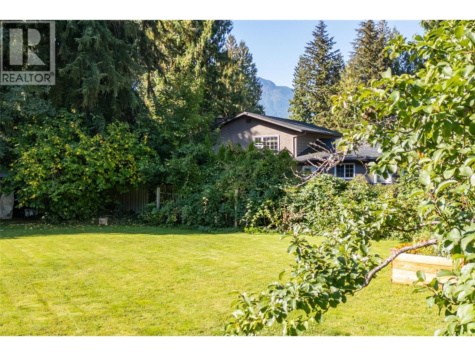 1621 Birch Drive, Revelstoke, BC