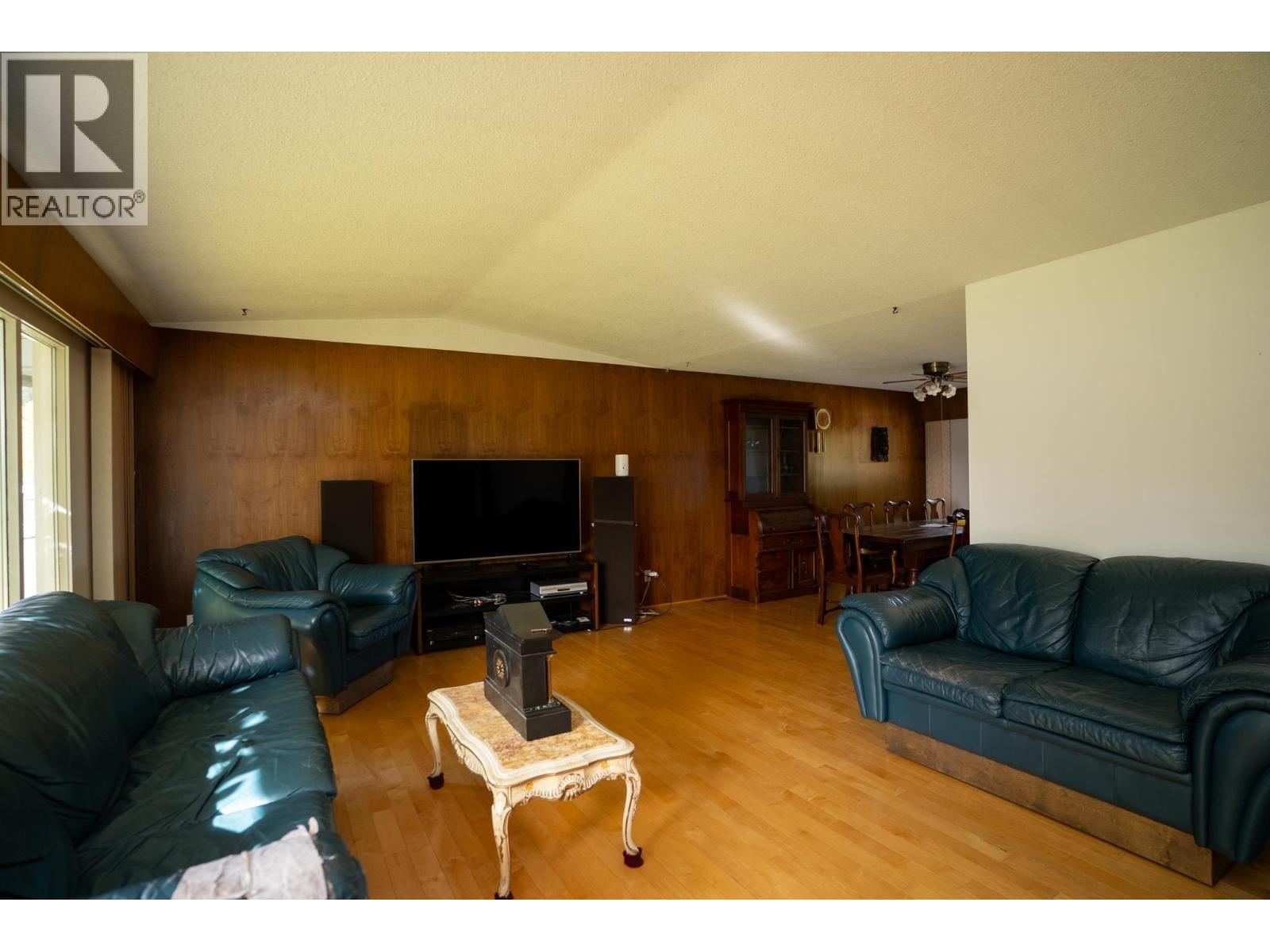 4334 Eaglenest Crescent, Prince George, BC