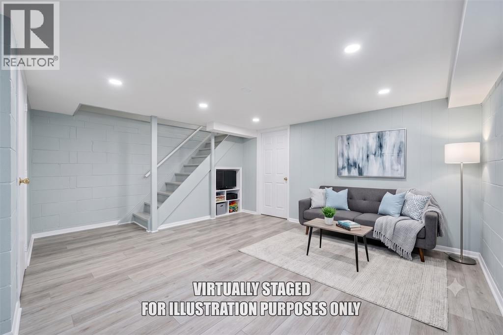 298 Elsfield Crescent, Sarnia, ON
