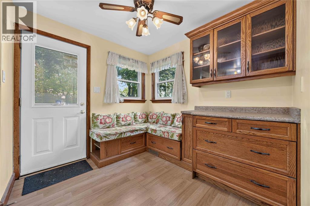 298 Elsfield Crescent, Sarnia, ON