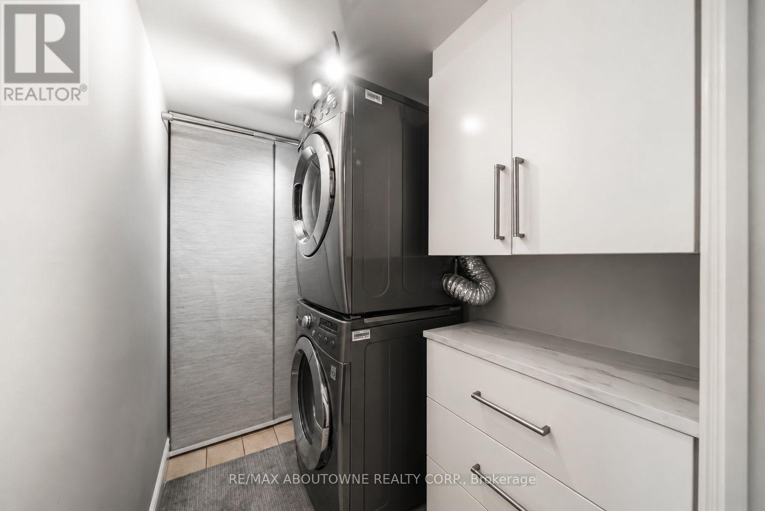 Th9 - 442 Maple Avenue, Burlington, ON