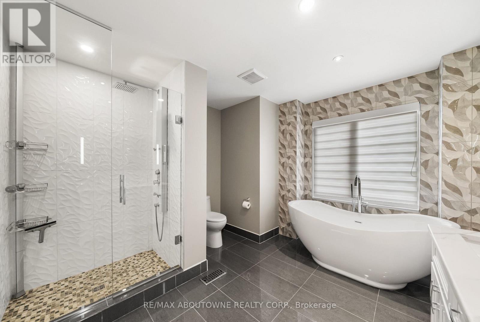 Th9 - 442 Maple Avenue, Burlington, ON