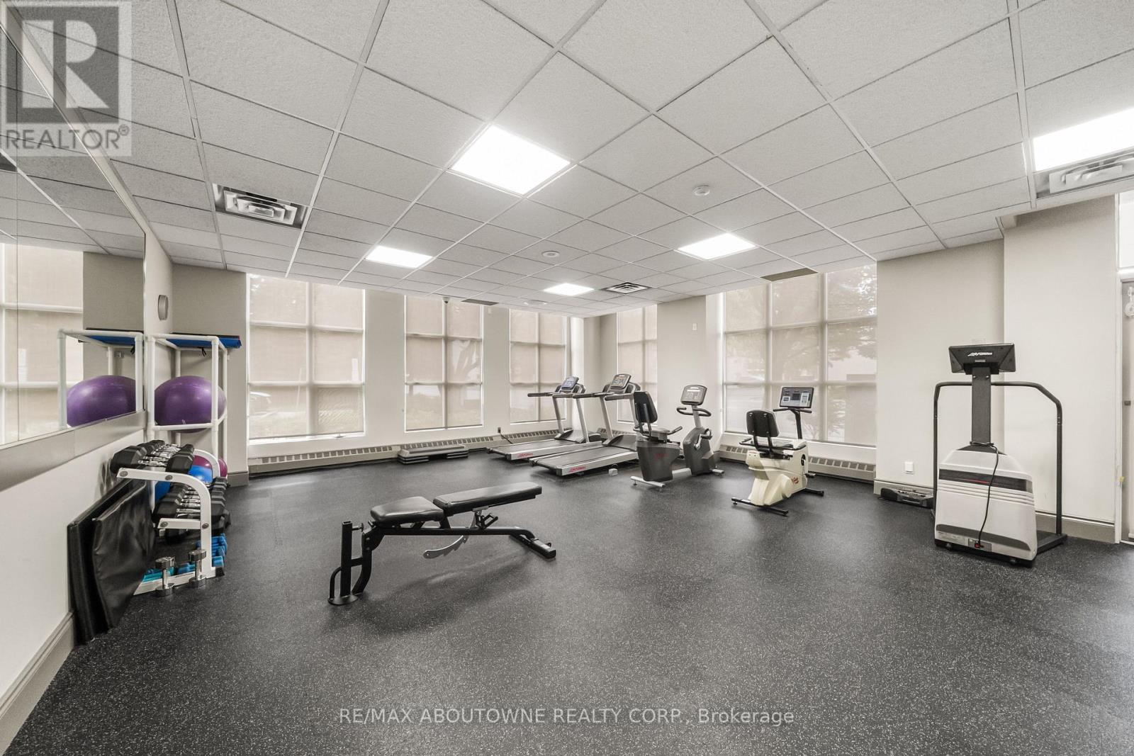 Th9 - 442 Maple Avenue, Burlington, ON