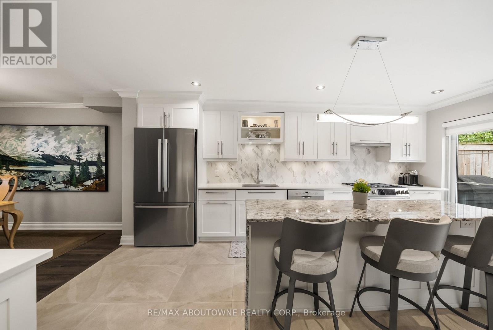 Th9 - 442 Maple Avenue, Burlington, ON