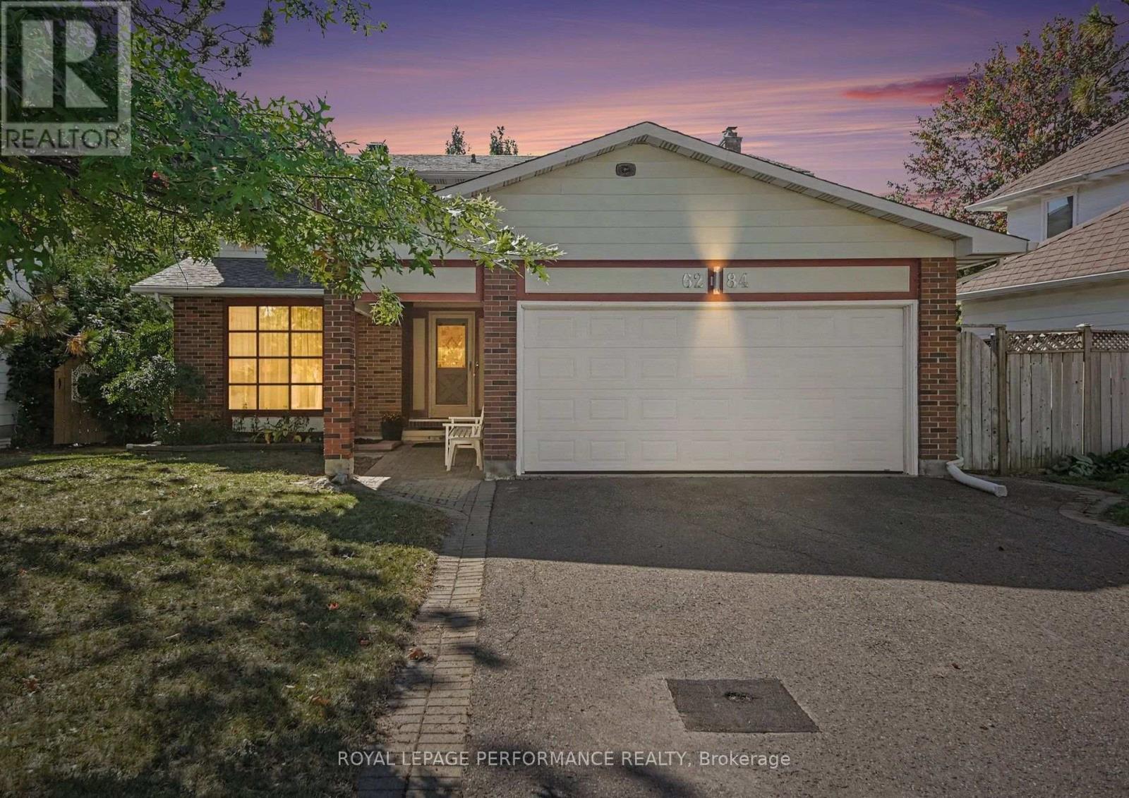 6284 Sundown Crescent, Ottawa, ON
