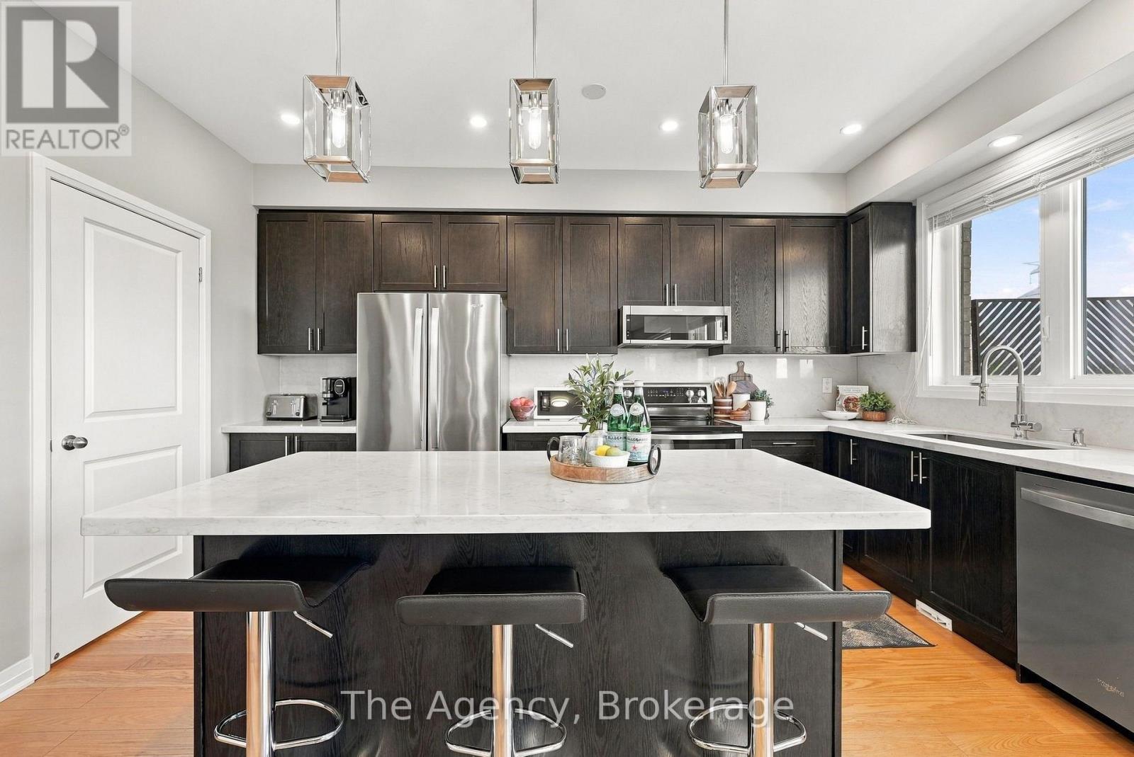39 Yacht Drive, Clarington (Bowmanville), ON