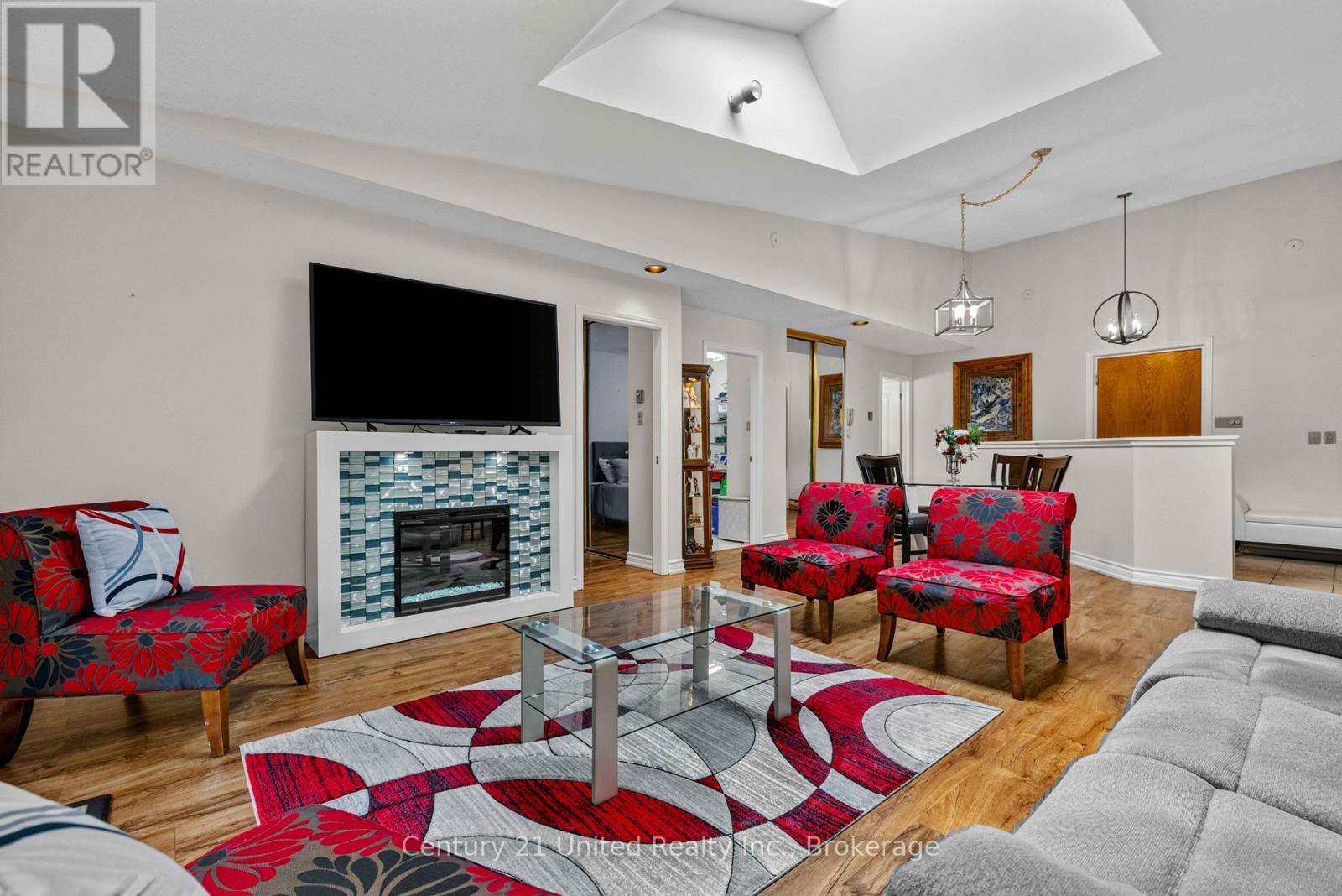 7 - 680 Whitaker Street, Peterborough (Ashburnham Ward 4), ON