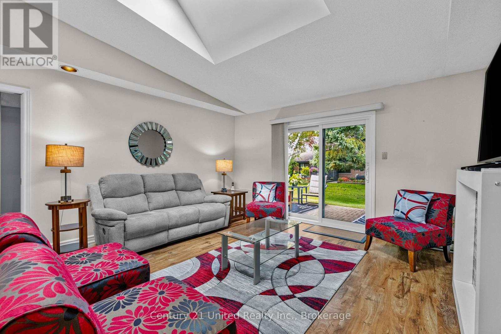 7 - 680 Whitaker Street, Peterborough (Ashburnham Ward 4), ON