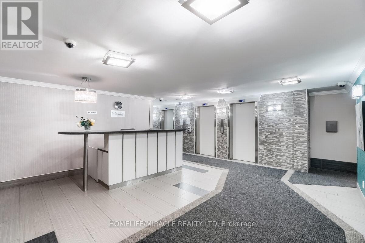 1703 - 15 Kensington Road, Brampton, ON