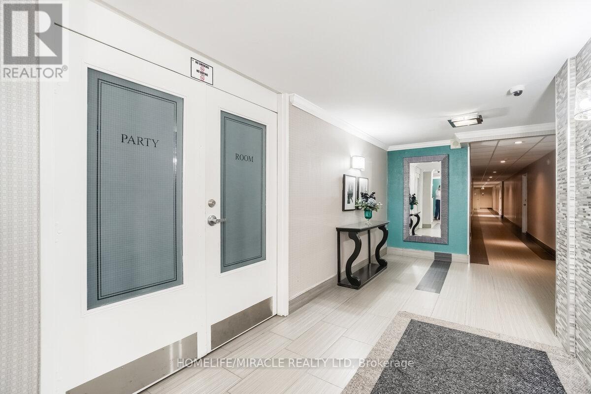 1703 - 15 Kensington Road, Brampton, ON