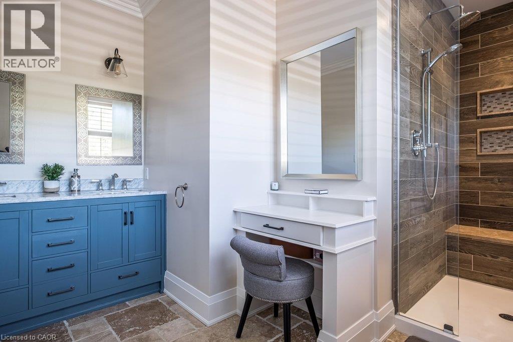 381 Woodworth Court, Ancaster, ON