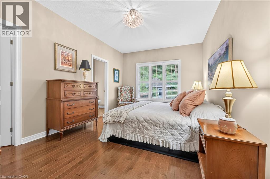 18 Heathcote Court, Grimsby, ON
