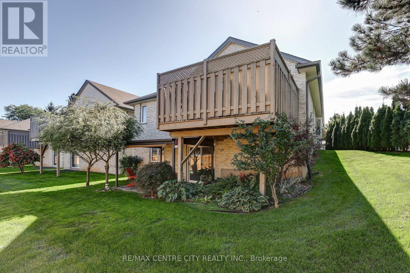 8 - 20 Windemere Place, St. Thomas, ON