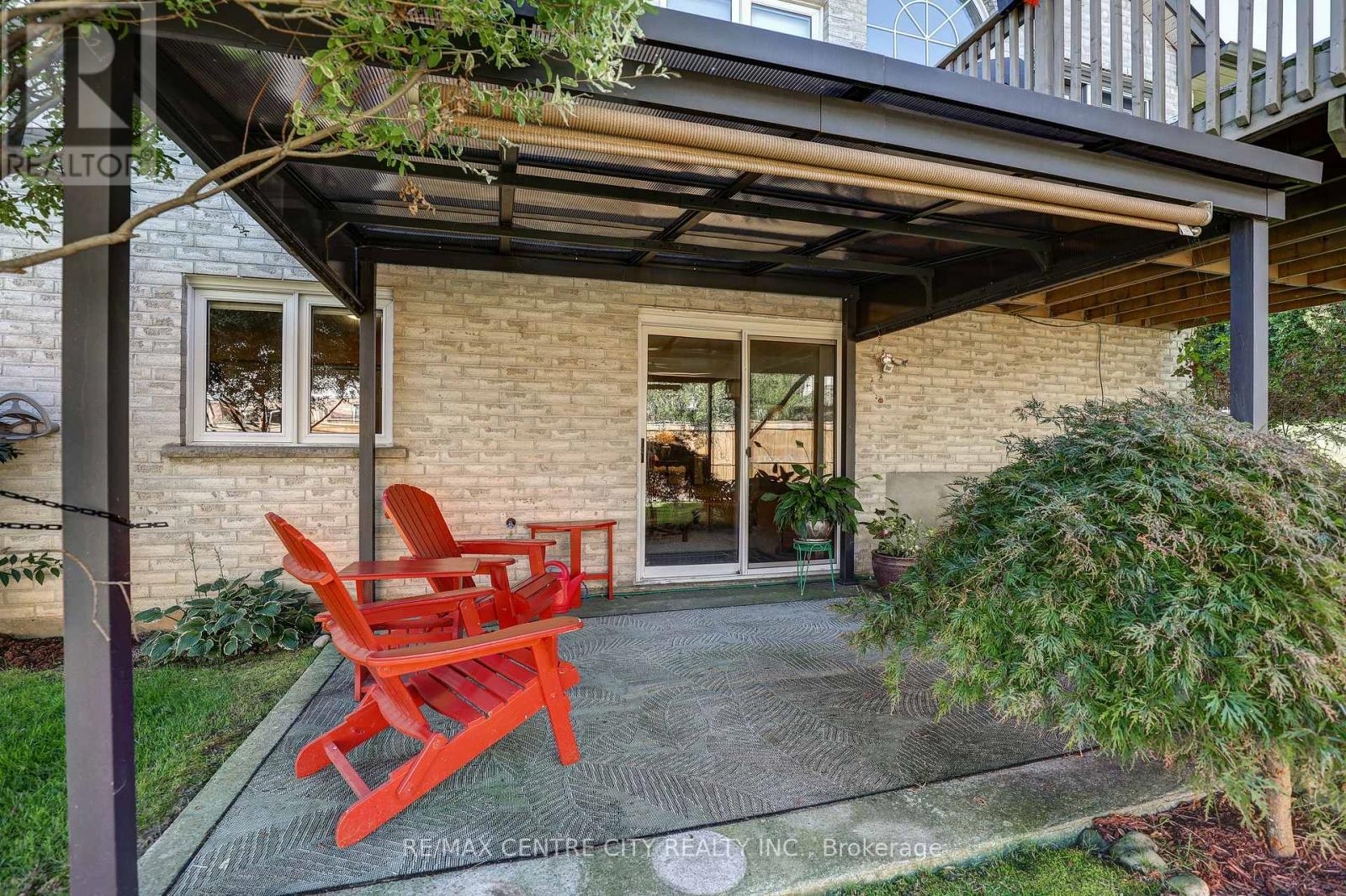 8 - 20 Windemere Place, St. Thomas, ON