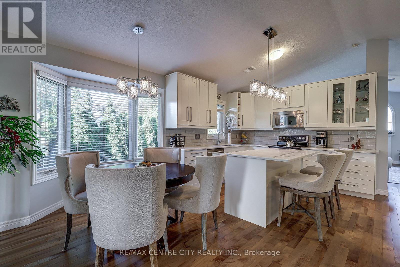 8 - 20 Windemere Place, St. Thomas, ON