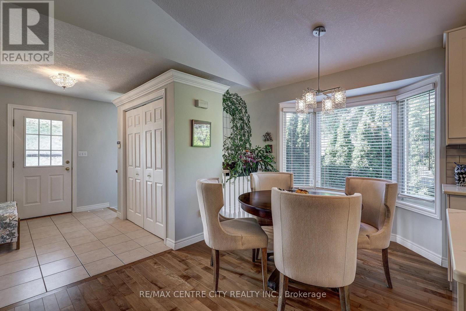 8 - 20 Windemere Place, St. Thomas, ON