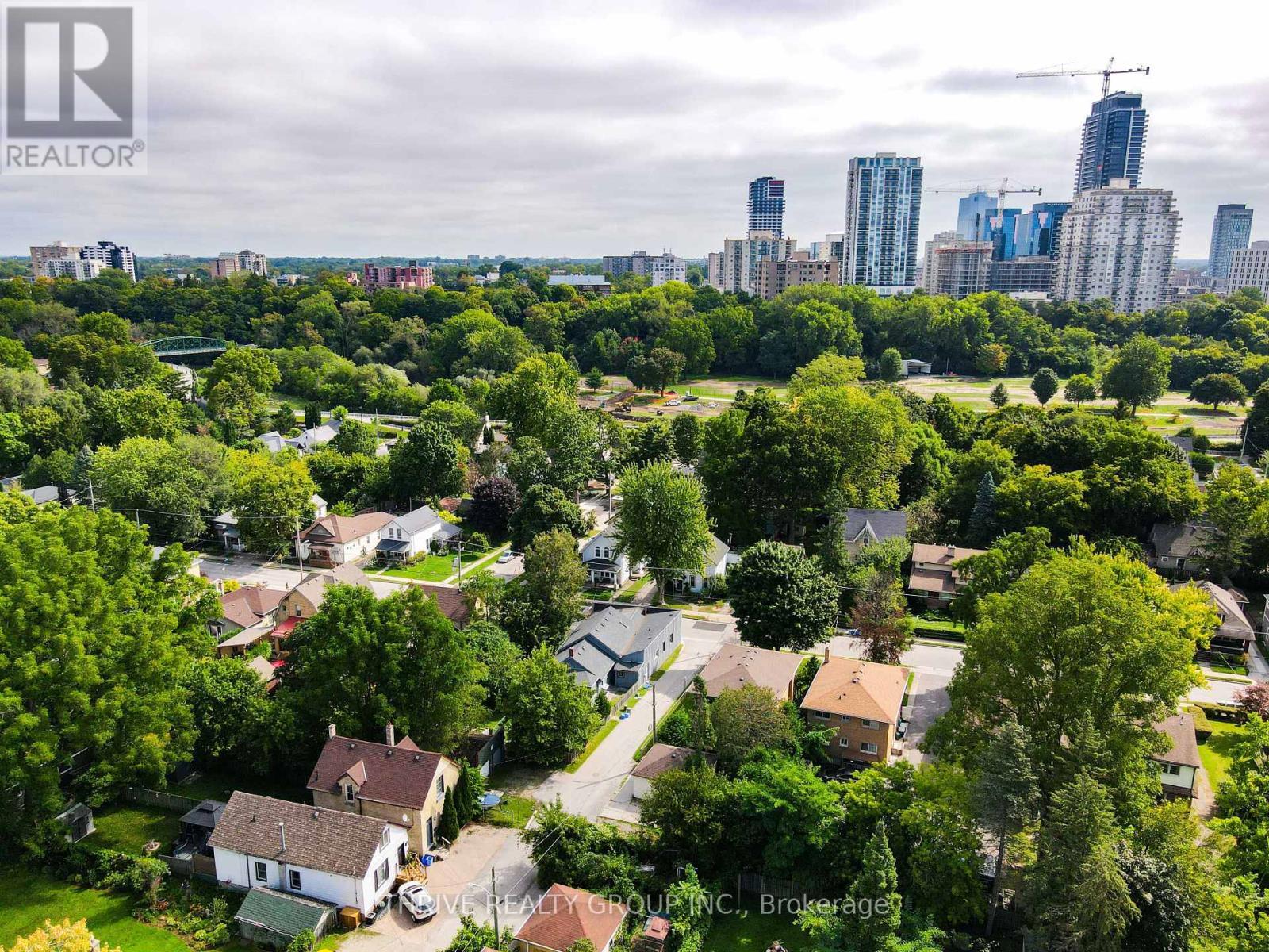 86 Wilson Avenue, London North (North N), ON