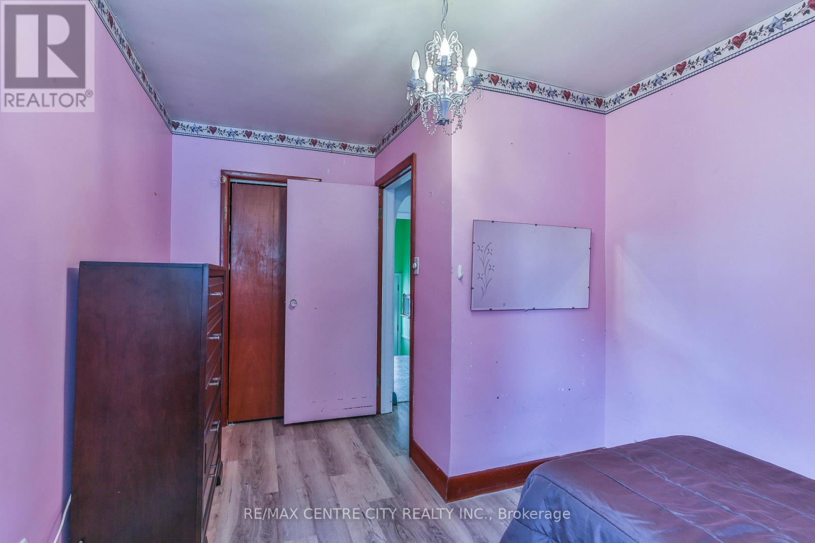 10 Concession Street E, Tillsonburg, ON