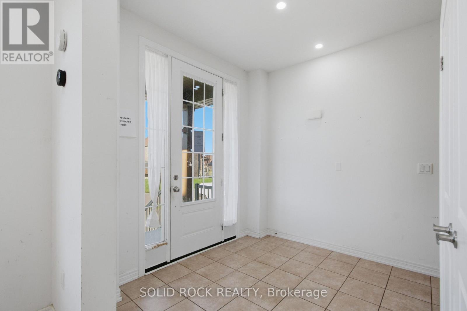 Welcome Home! - Large Foyer - 37 Summer Breeze Drive, Quinte West (Murray Ward), ON