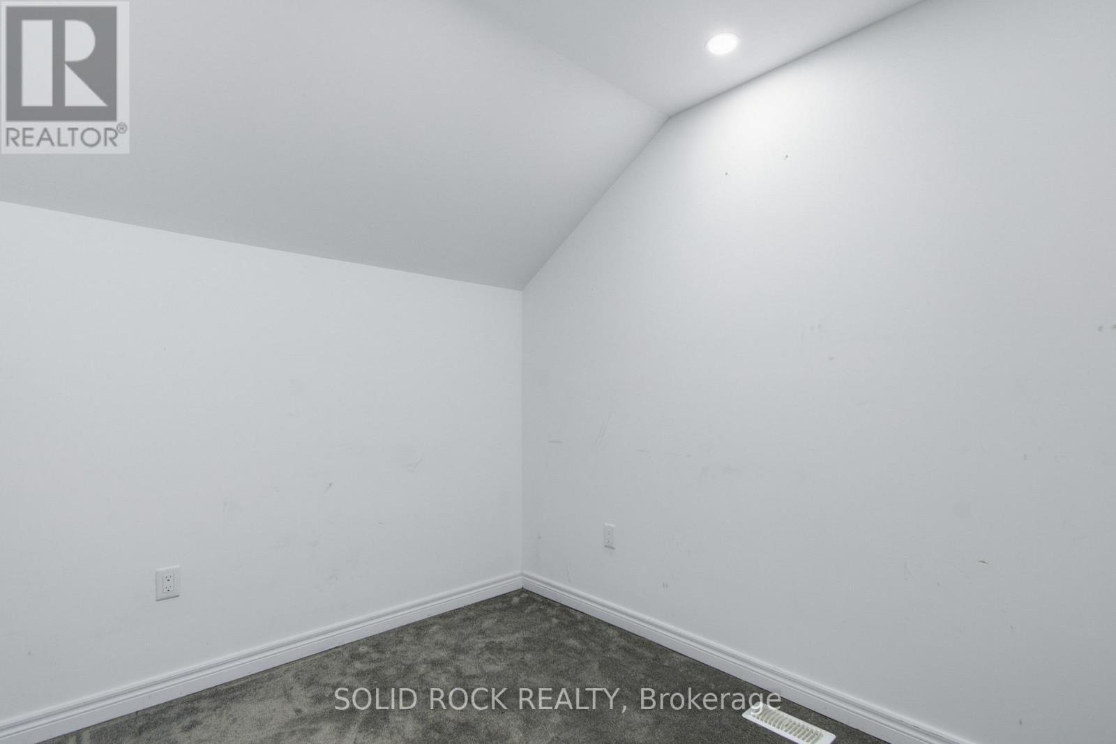 Home Office/ Den - 37 Summer Breeze Drive, Quinte West (Murray Ward), ON