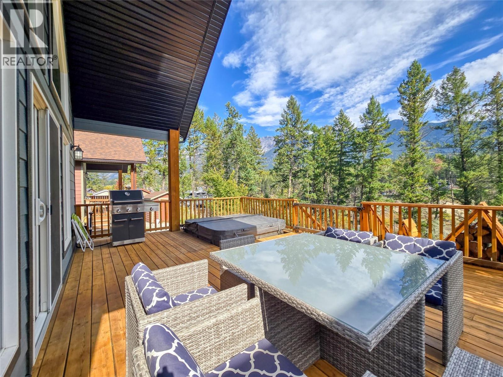 4868 Riverview Drive Unit# 81, Edgewater, BC