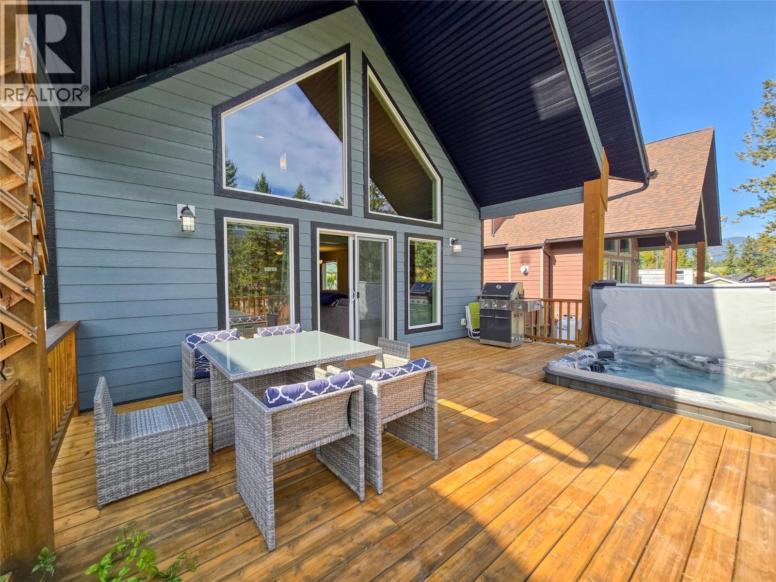 4868 Riverview Drive Unit# 81, Edgewater, BC