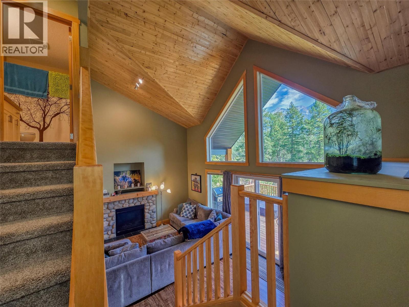 4868 Riverview Drive Unit# 81, Edgewater, BC