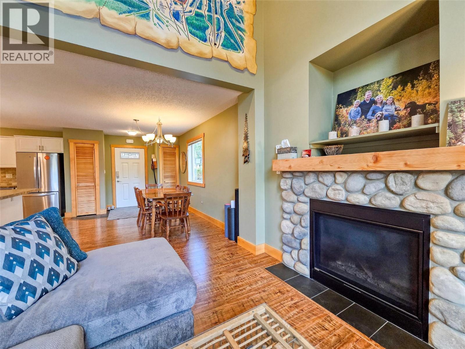 4868 Riverview Drive Unit# 81, Edgewater, BC
