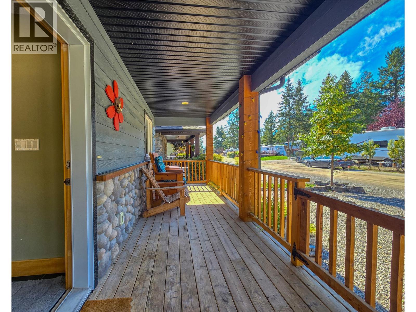 4868 Riverview Drive Unit# 81, Edgewater, BC