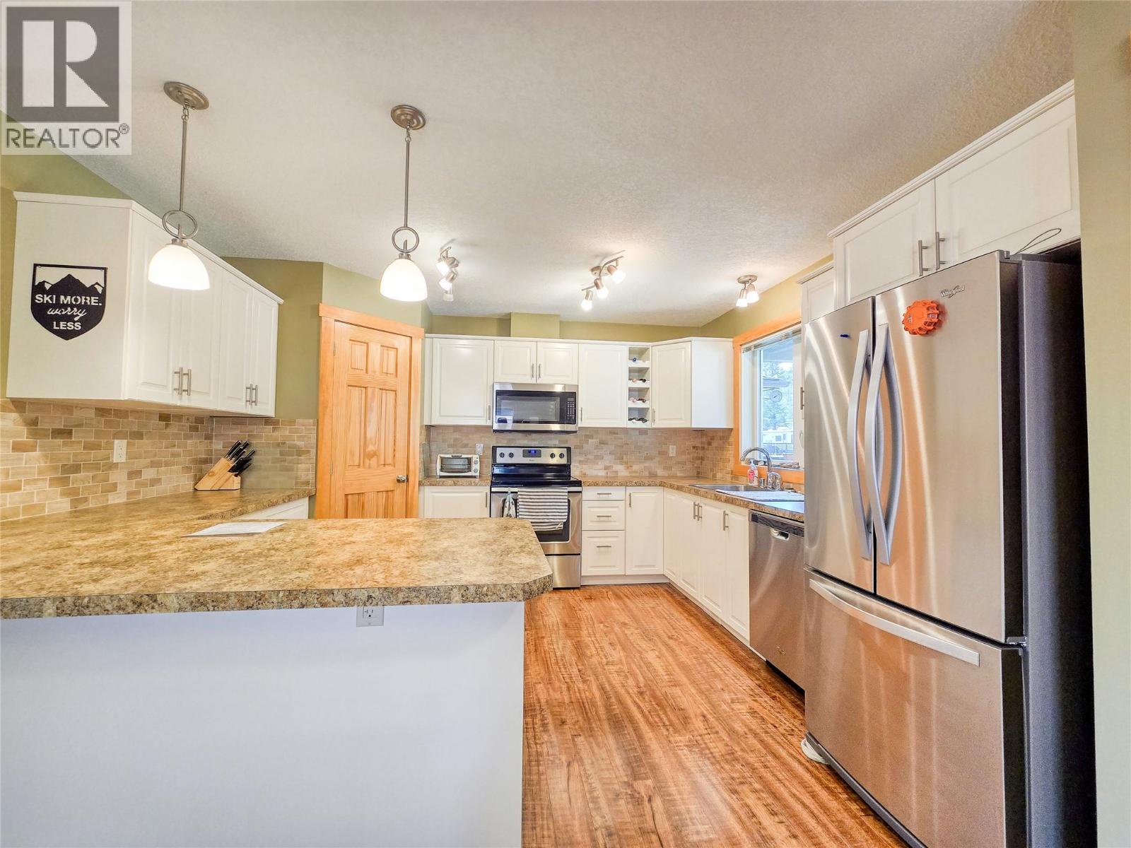 4868 Riverview Drive Unit# 81, Edgewater, BC