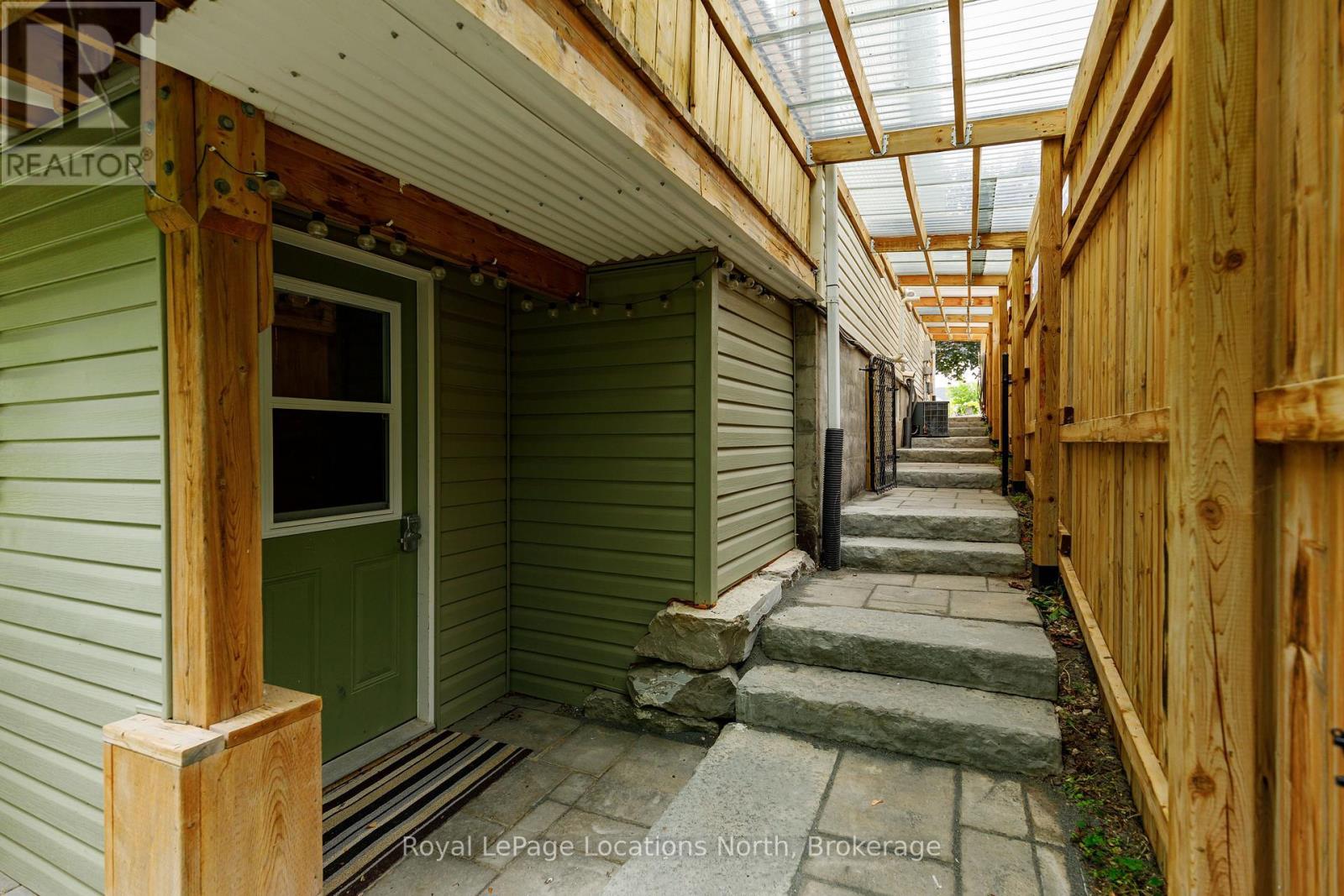 18 River Run_door to in-law suite - 18 River Run, Collingwood, ON