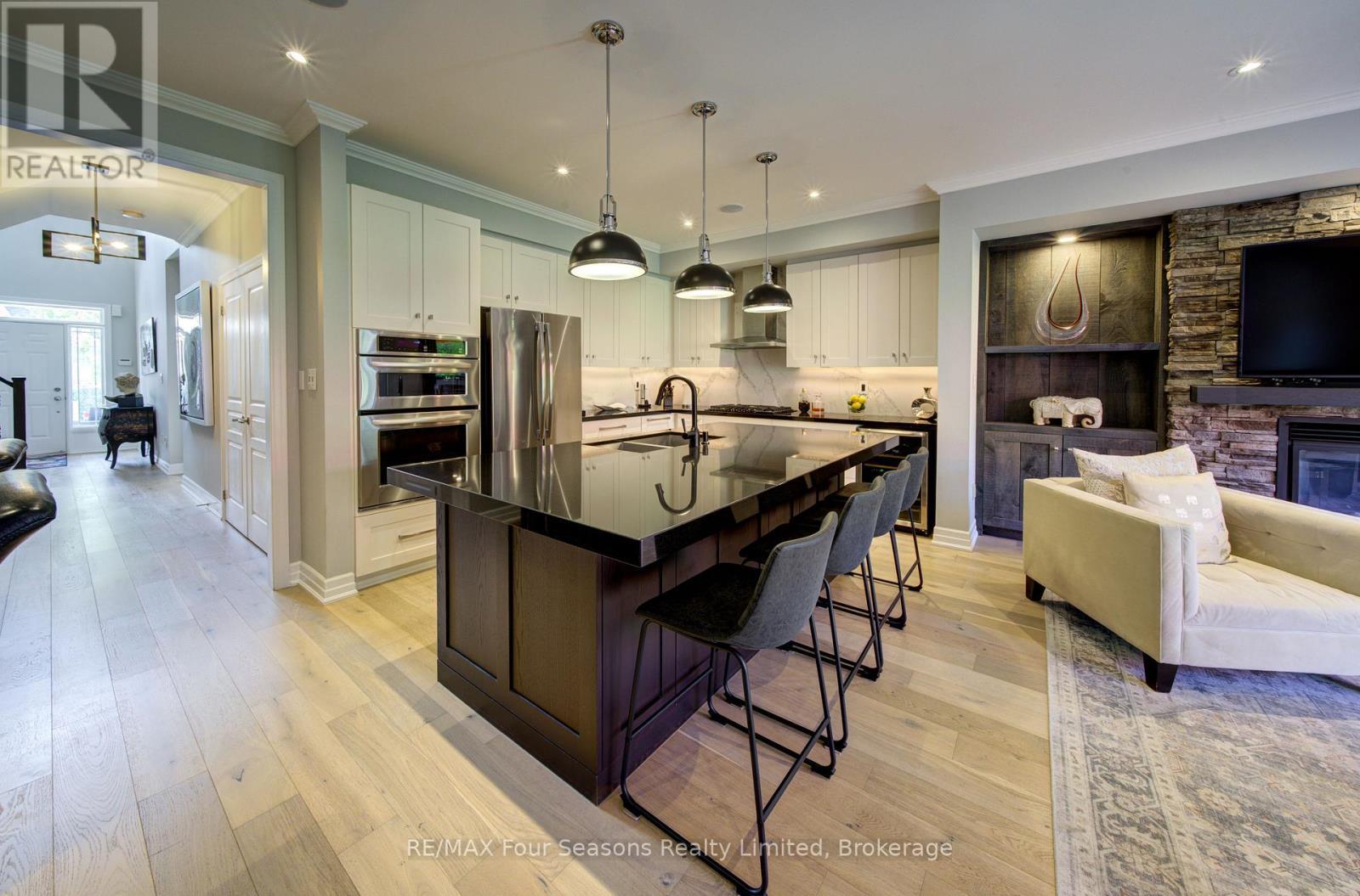 17 Collship Lane, Collingwood, ON