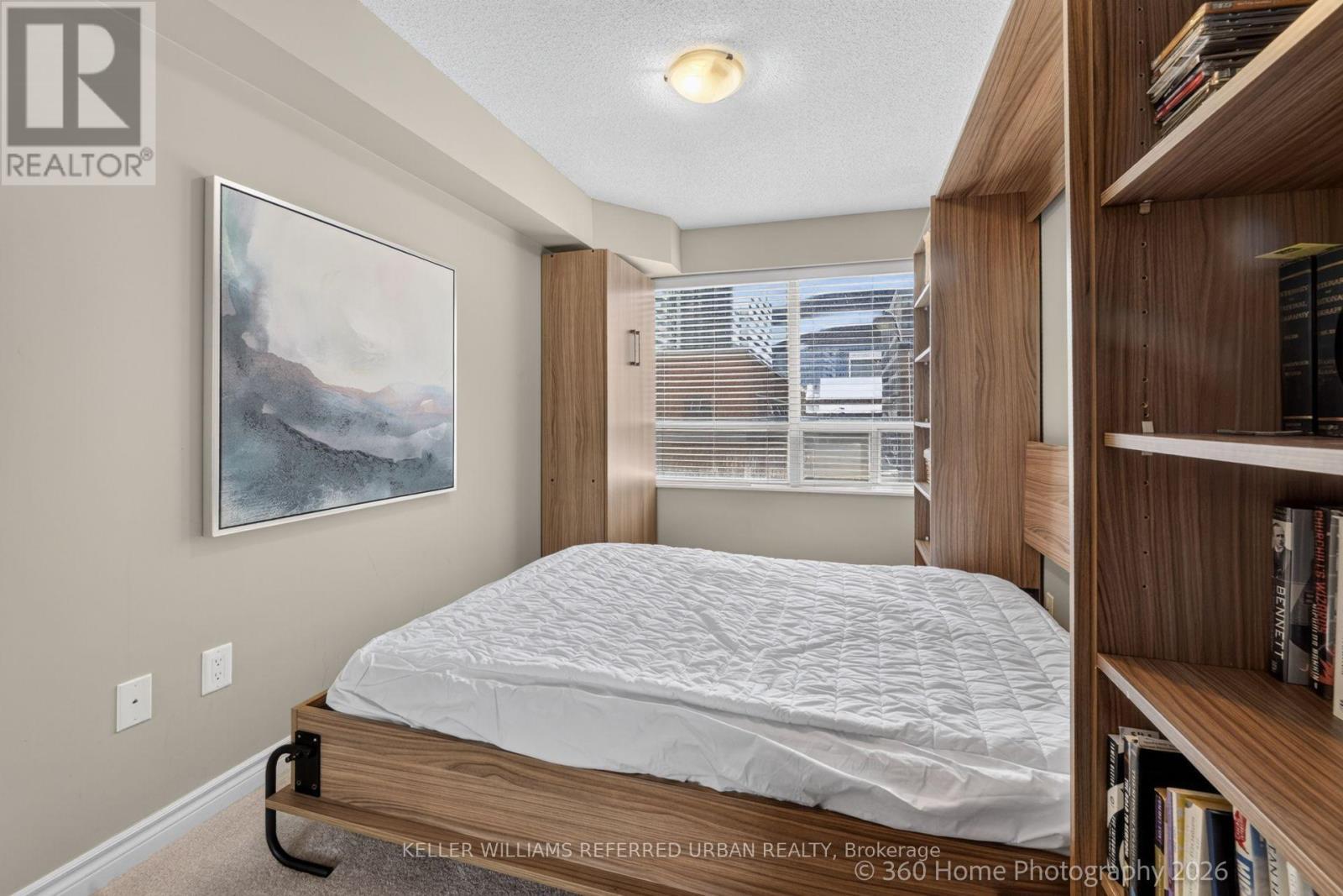 2nd Bedroom with Built-In Murphy Bed - 339 - 250 Wellington Street W, Toronto, ON