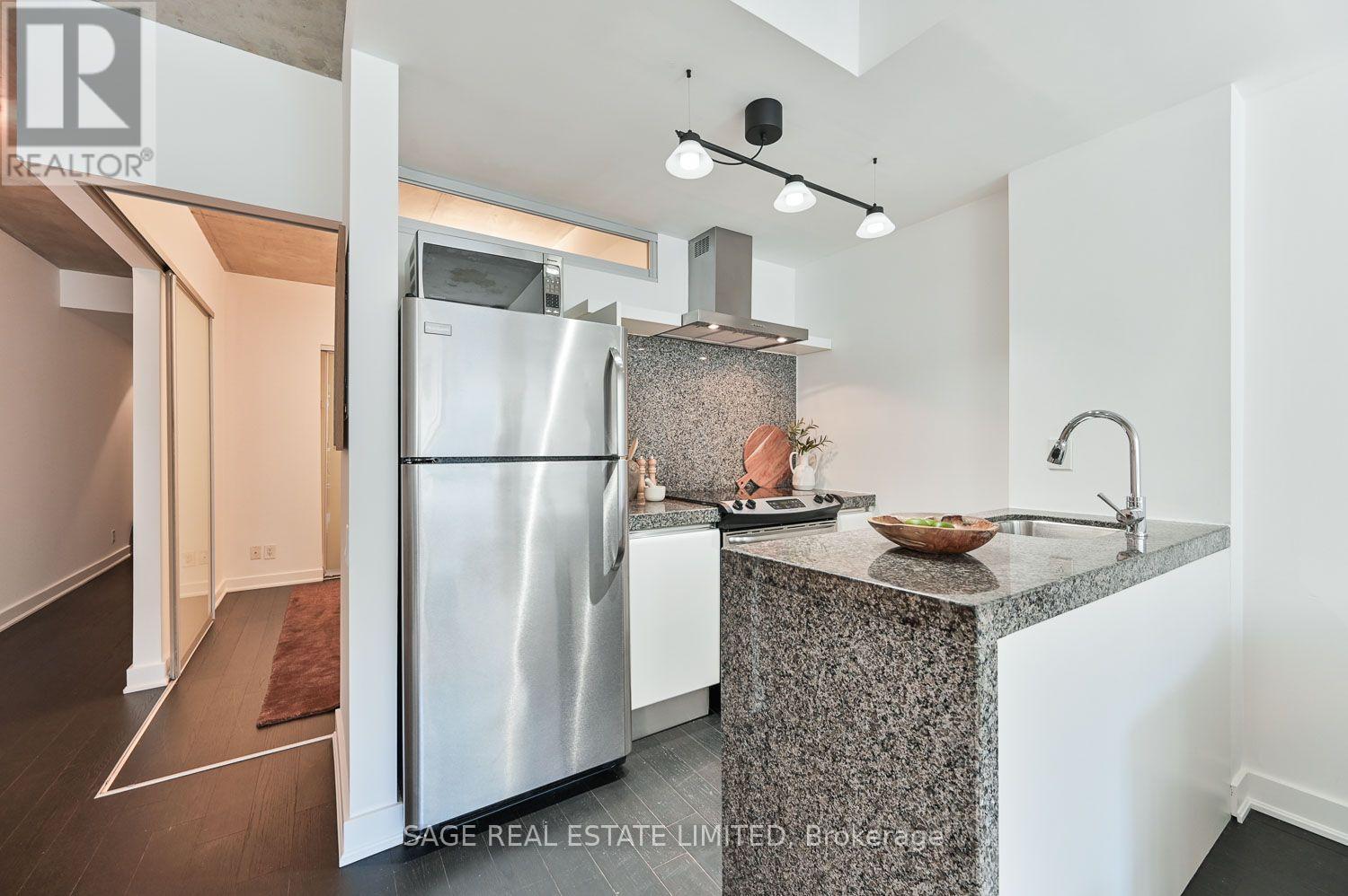 215 - 75 Portland Street, Toronto, ON