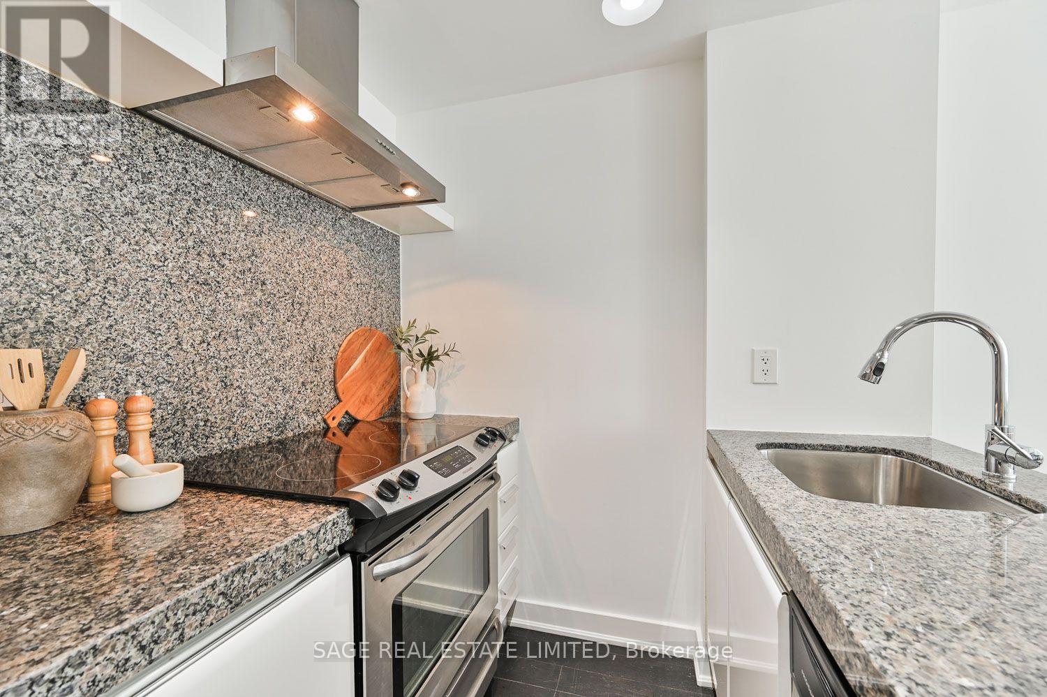 215 - 75 Portland Street, Toronto, ON