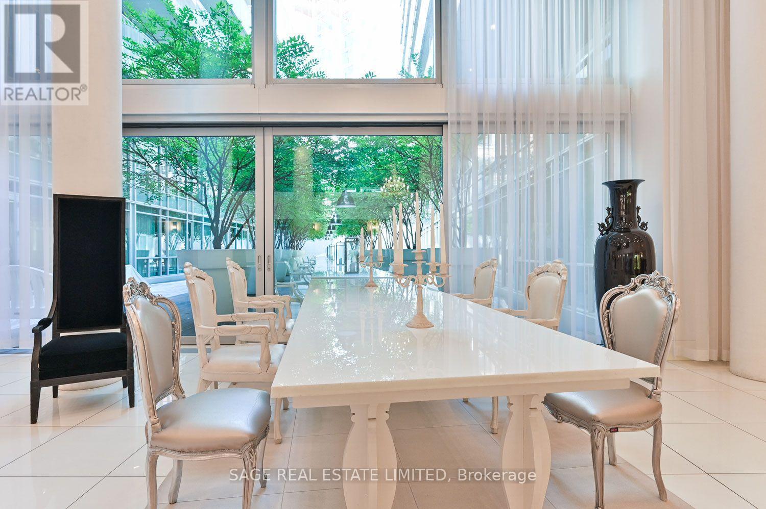 215 - 75 Portland Street, Toronto, ON