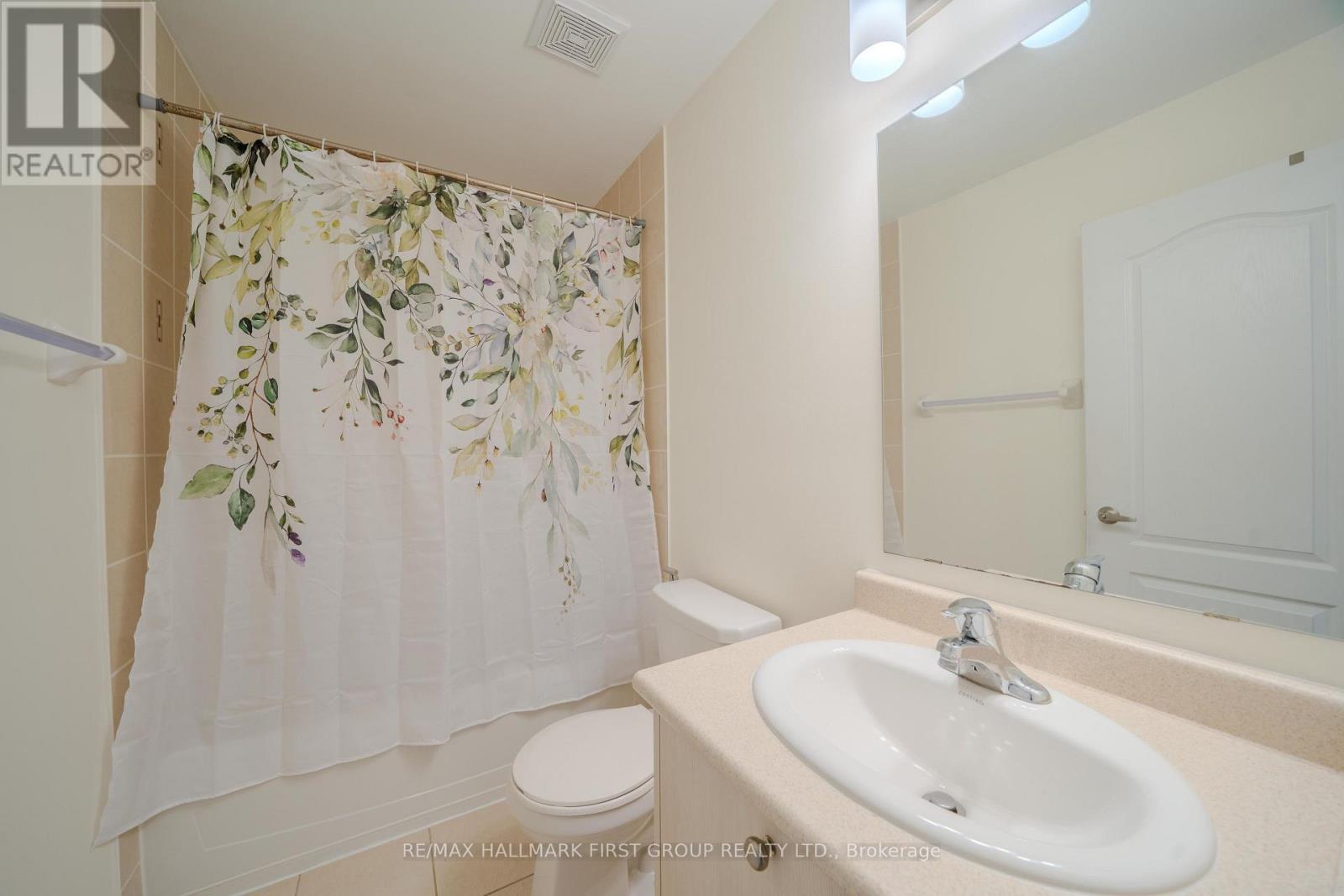 Main Bath - 1393 Salem Road N, Ajax, ON