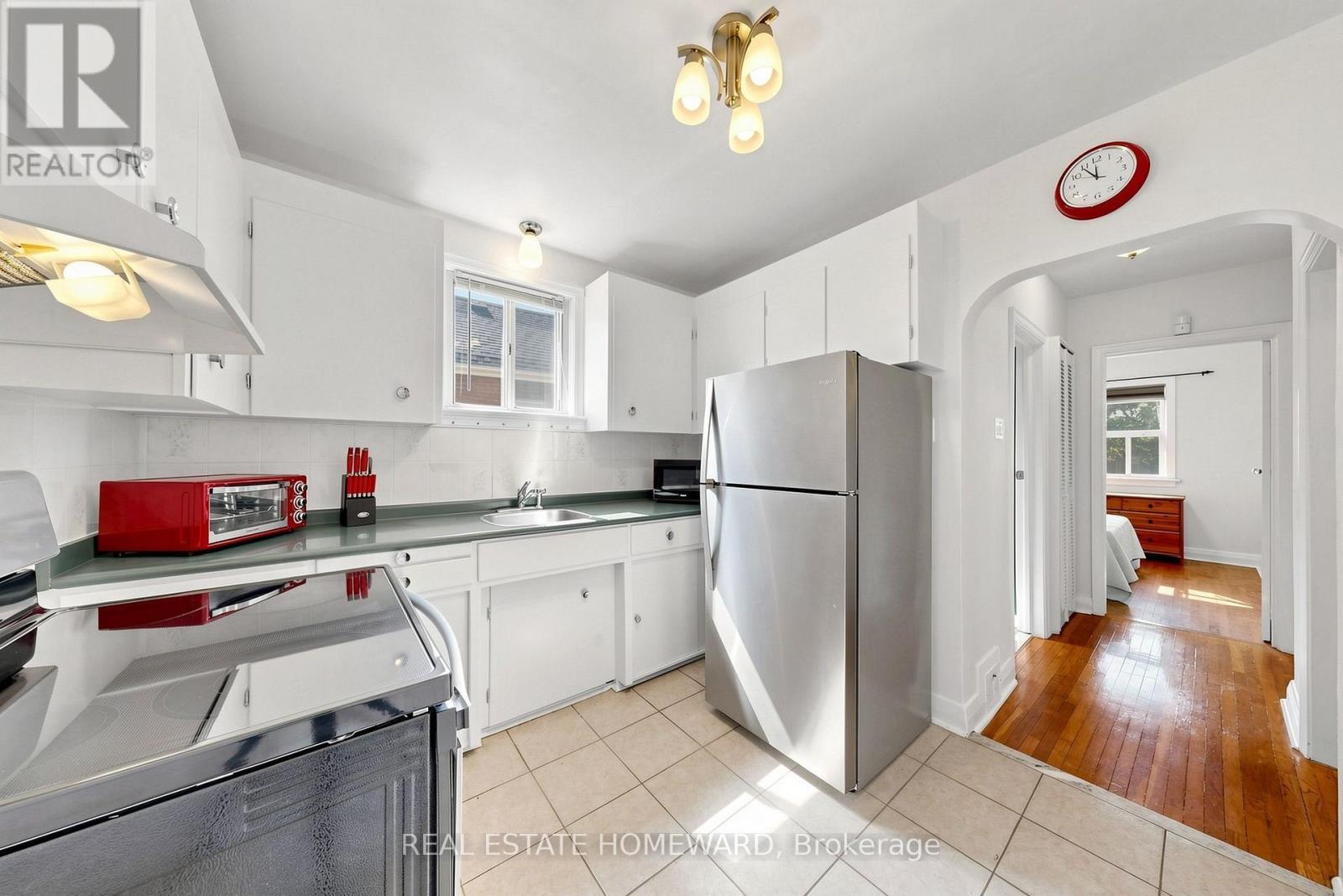 Kitchen - 120 Pitt Avenue, Toronto, ON