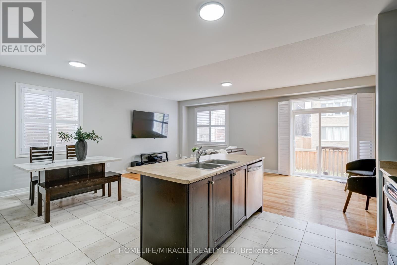 81 Willoughby Way, New Tecumseth, ON