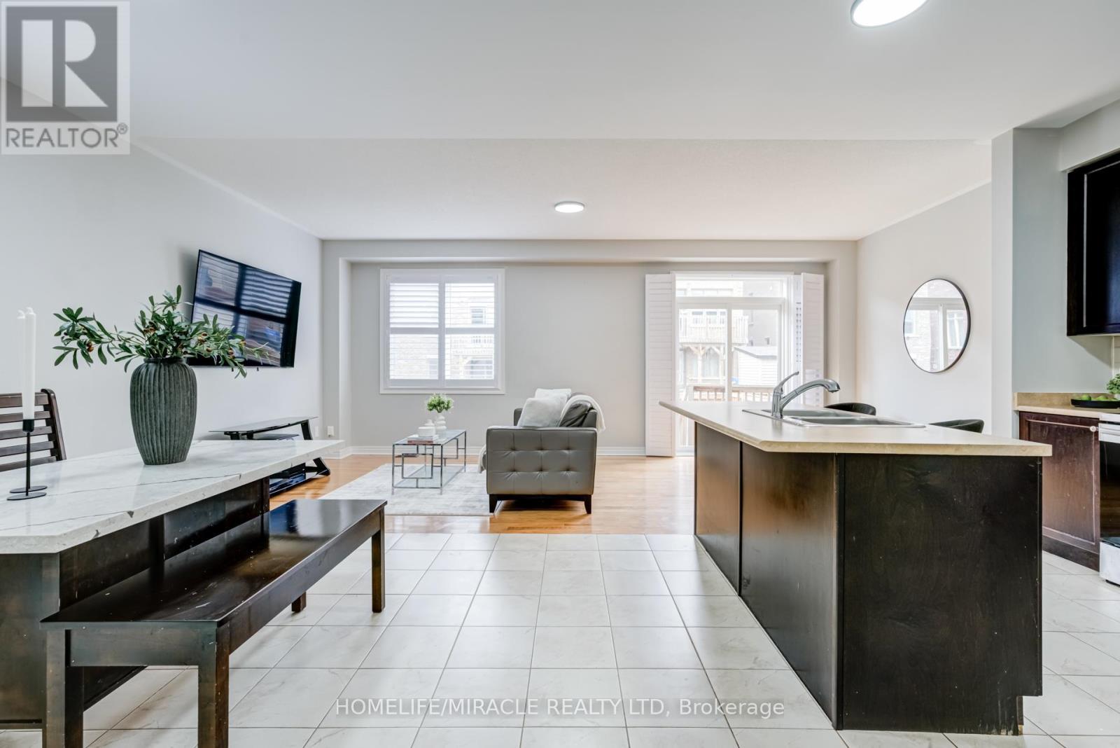 81 Willoughby Way, New Tecumseth, ON