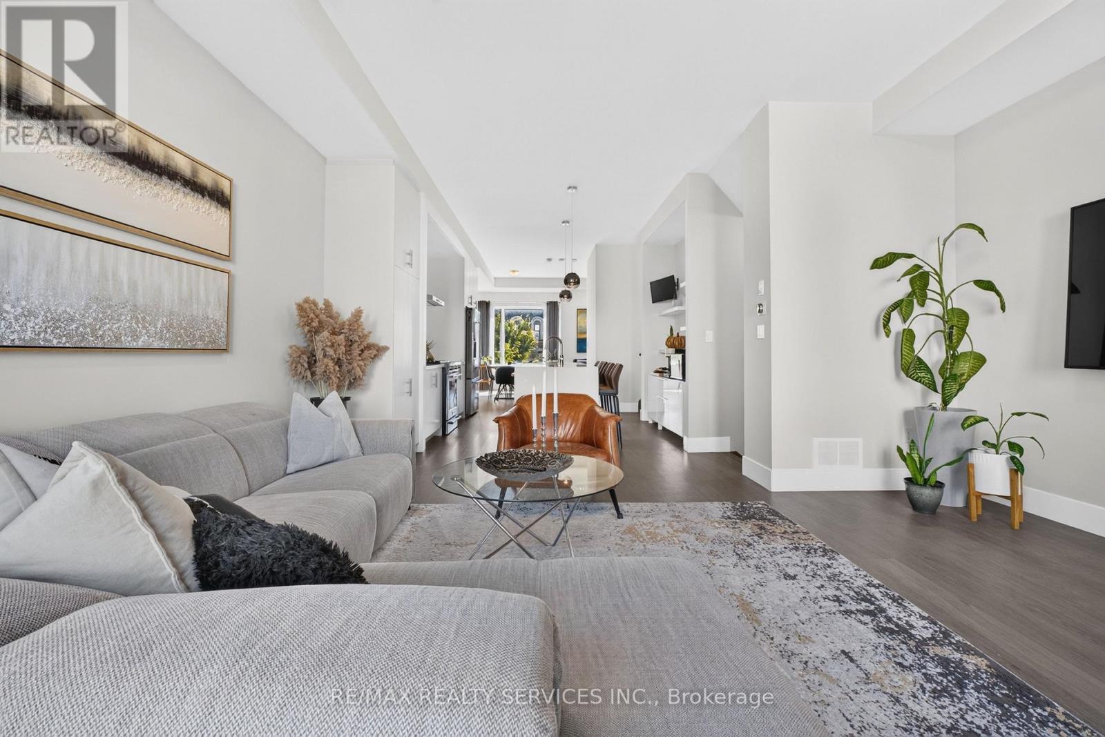 3878 Major Mackenzie Drive W, Vaughan, ON