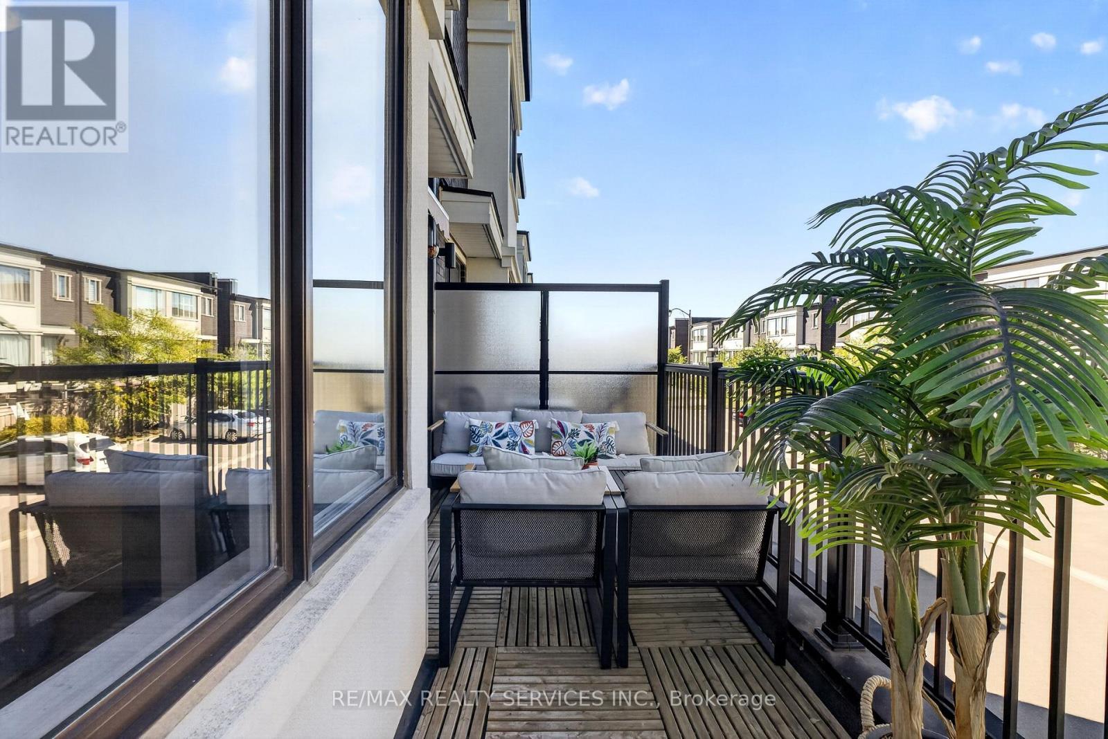 3878 Major Mackenzie Drive W, Vaughan, ON