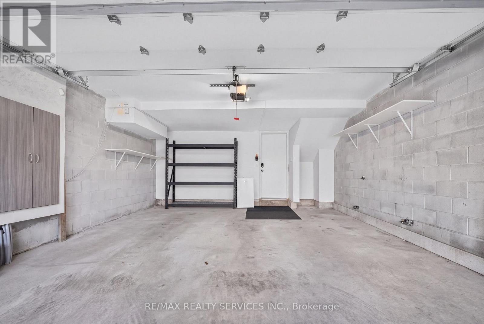 3878 Major Mackenzie Drive W, Vaughan, ON