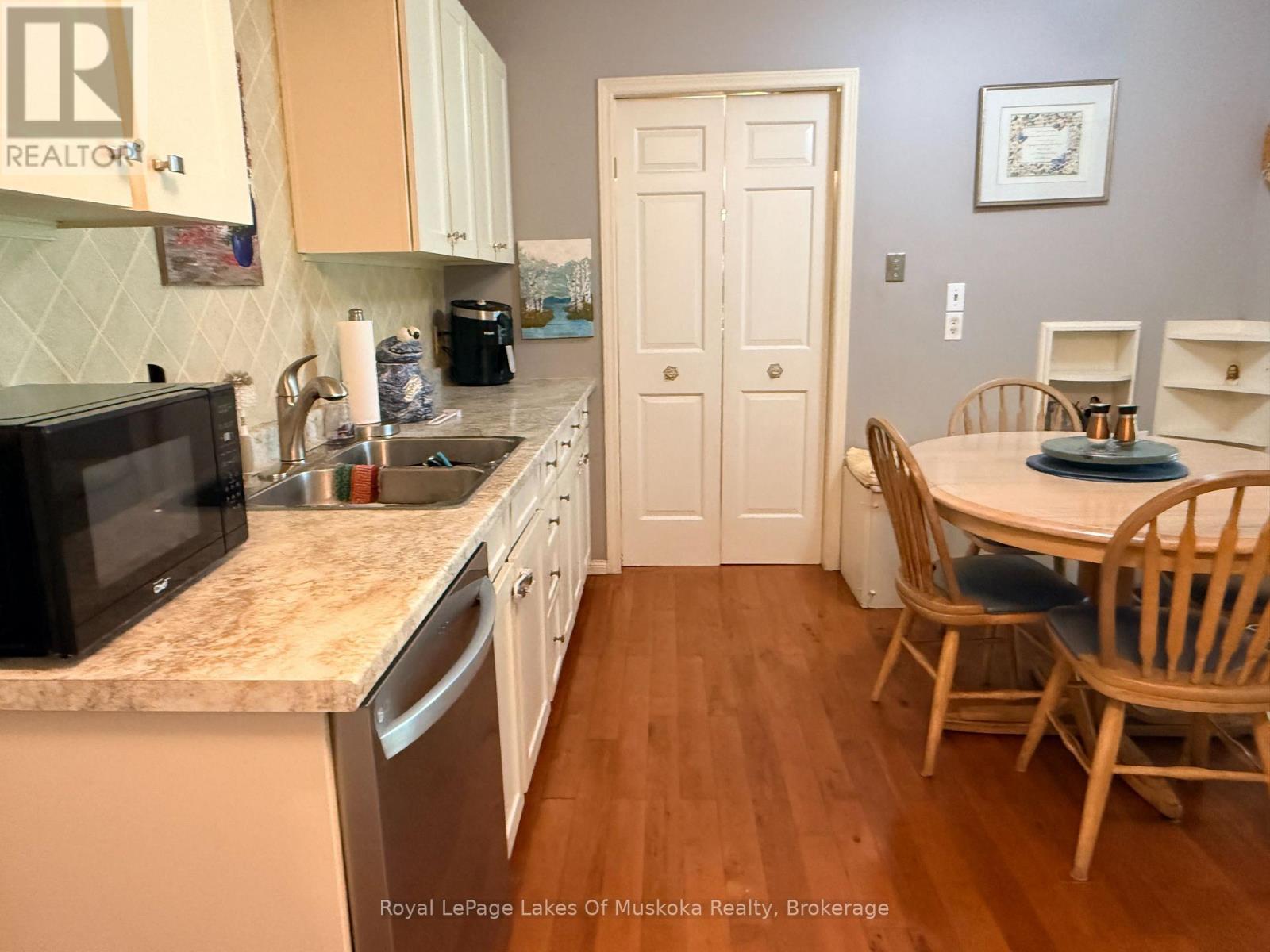 22 Westvale Drive, Bracebridge (Monck (Bracebridge)), ON