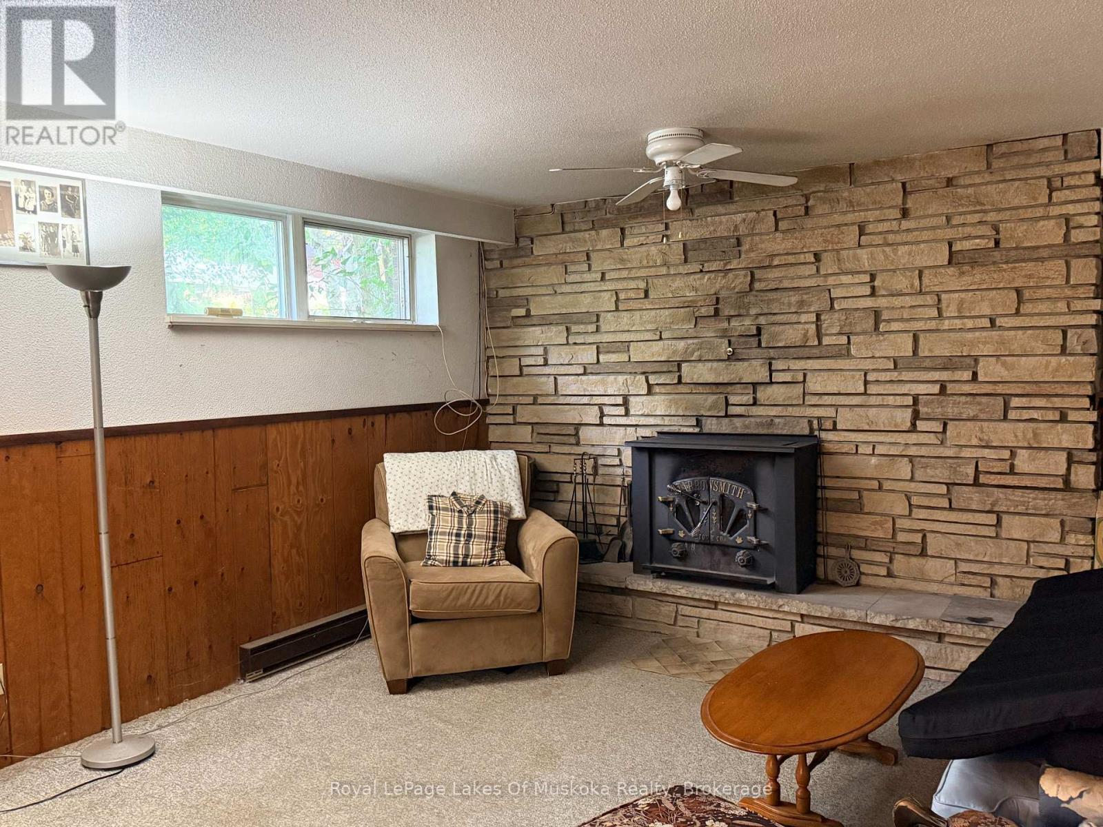 22 Westvale Drive, Bracebridge (Monck (Bracebridge)), ON